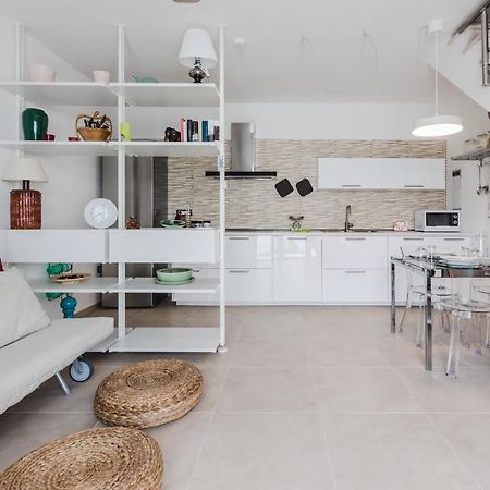 Pula Comfy Apartment W/ Private Parking Екстериор снимка