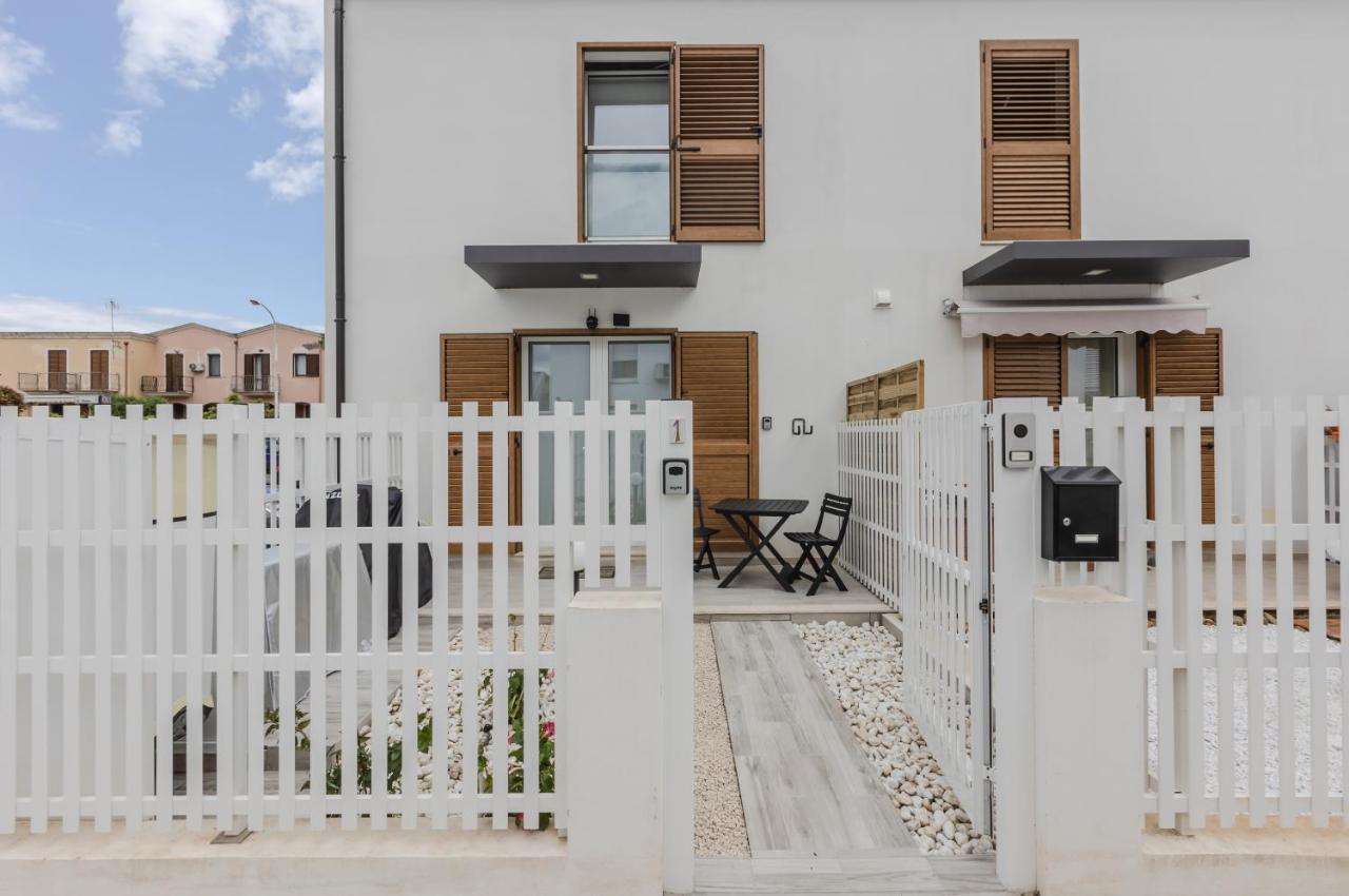 Pula Comfy Apartment W/ Private Parking Екстериор снимка